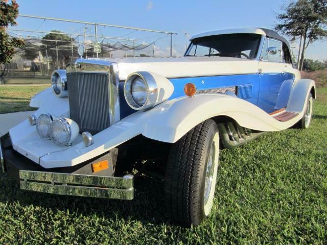 1980 White Ford Clenet --