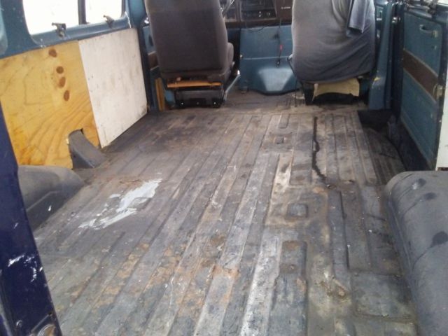 1980 Blue Ford E-Series Van Extended Passenger Van