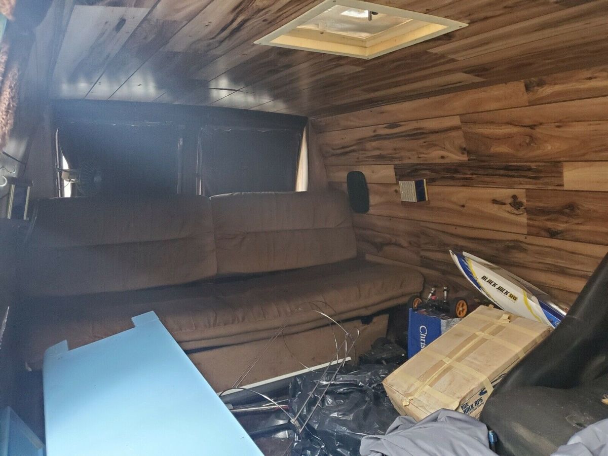 1980 Green Ford econoline Van