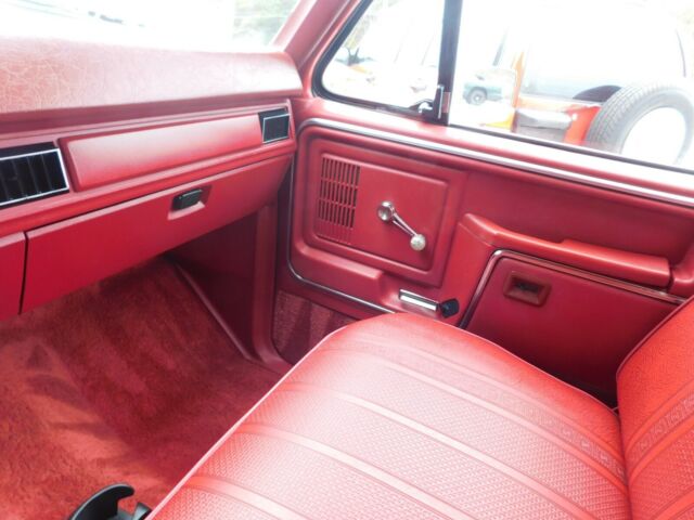 1980 Red/White Ford F-100 Standard Cab Pickup