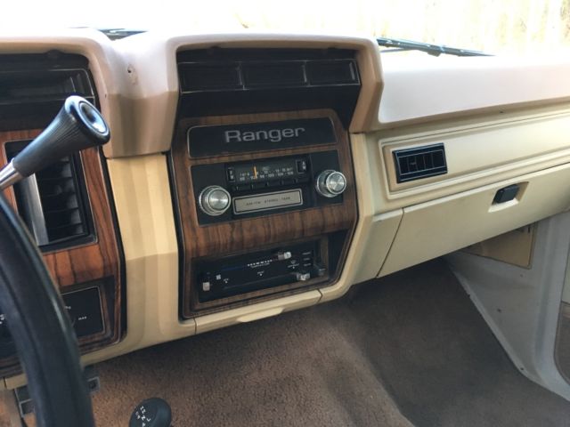 1980 Tan Ford F-250