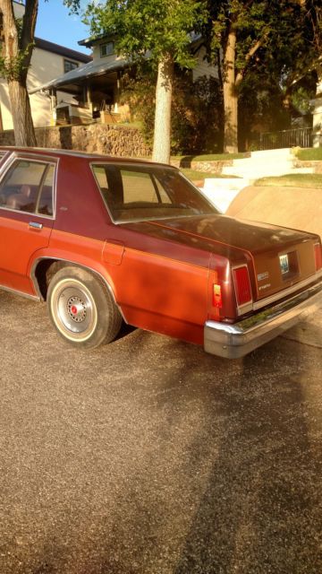 1980 Burgundy Ford Crown Victoria Sedan