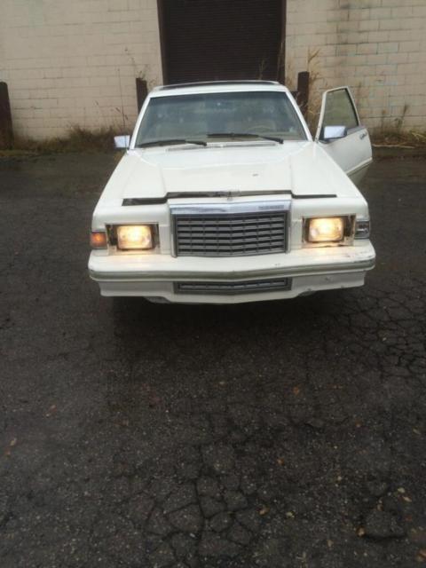 1980 White Ford Thunderbird Coupe