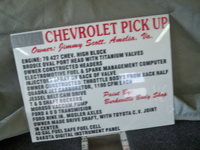 19800000 red GMC pickup pickup