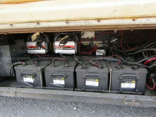 1980 White GMC t8h203 bus