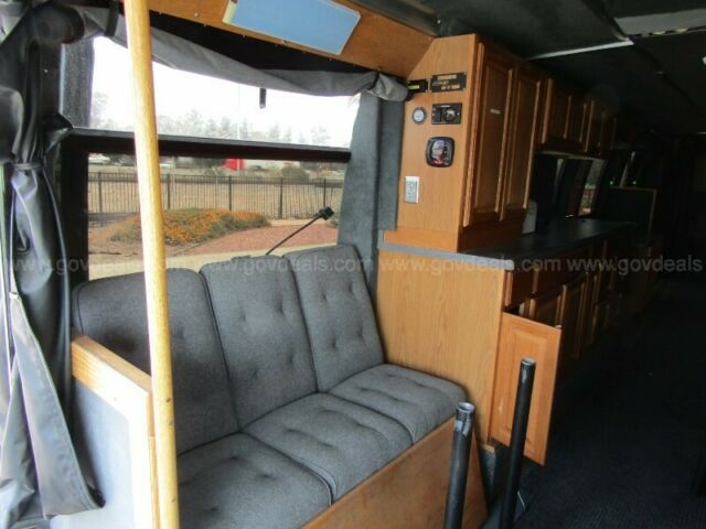 1980 White GMC t8h203 bus