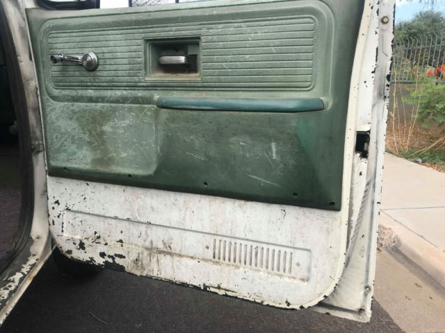 1980 White GMC Sierra