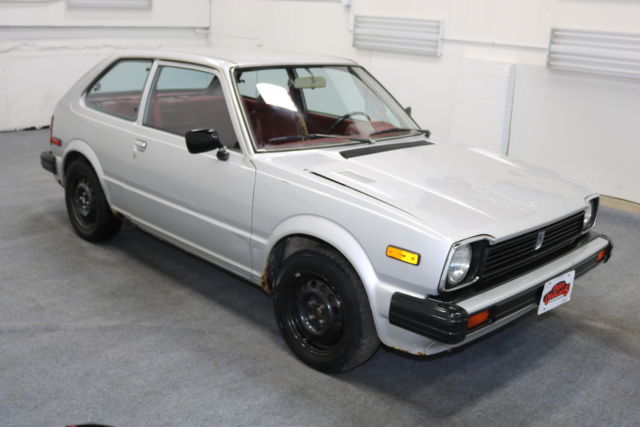 1980 Gray Honda Civic Hatchback