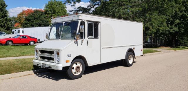1980 White Chevrolet G30 Van