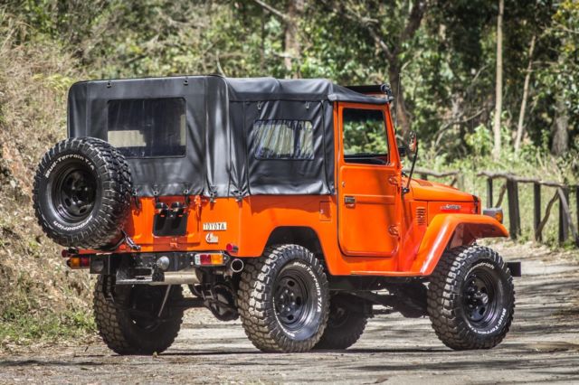 1980 -- Toyota Land Cruiser FJ40 --