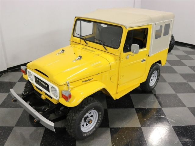 1980 Yellow Toyota FJ40