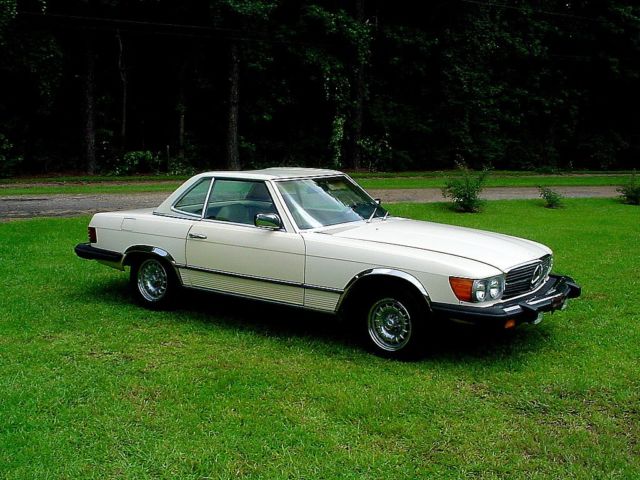 1980 Beige Mercedes-Benz 400-Series Convertible