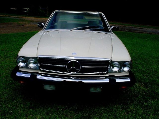 1980 Beige Mercedes-Benz 400-Series Convertible