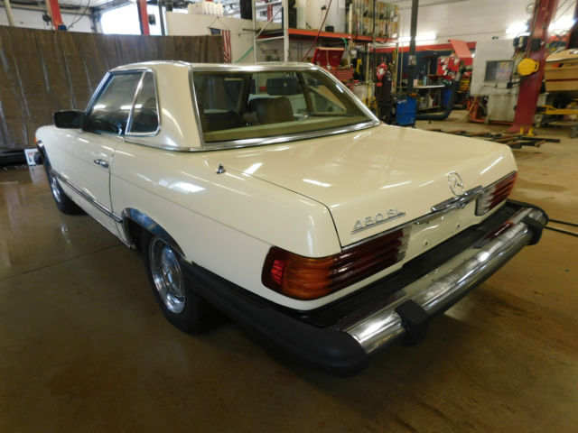 1980 Yellow Mercedes-Benz 400-Series Coupe