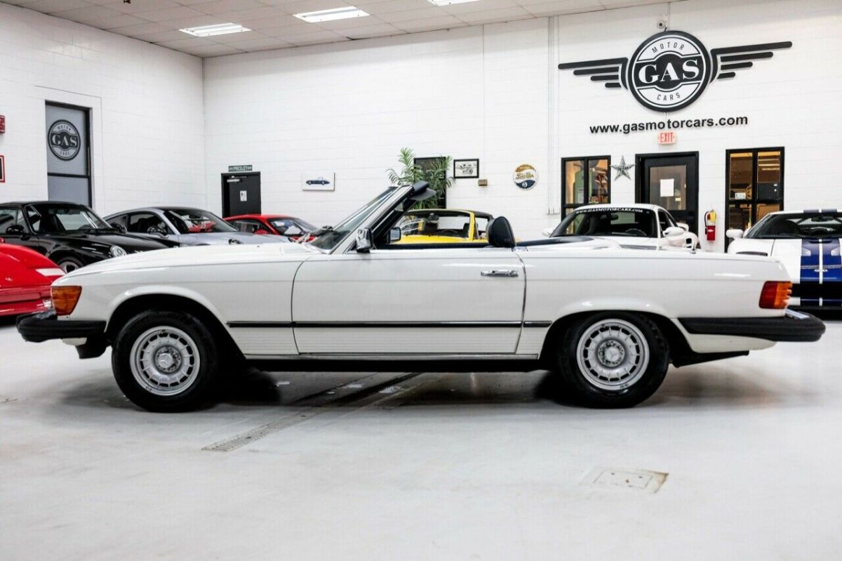 1980 Brown Mercedes-Benz SL-Class Convertible