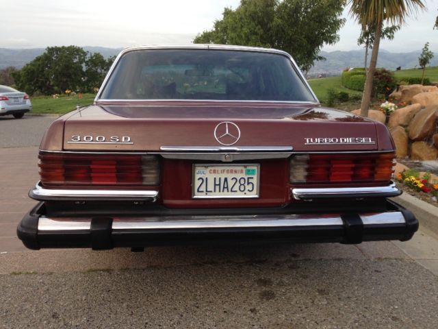 1980 Burgundy Mercedes-Benz 300-Series Sedan