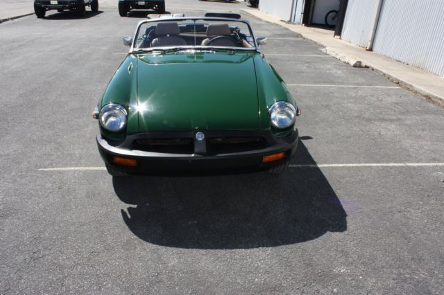 1980 Red MG MGB Convertible