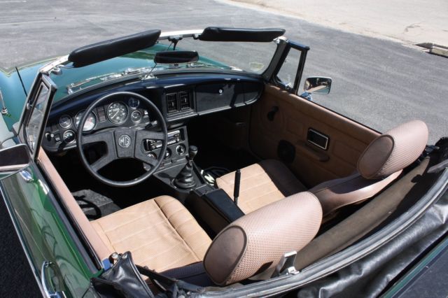 1980 Red MG MGB Convertible