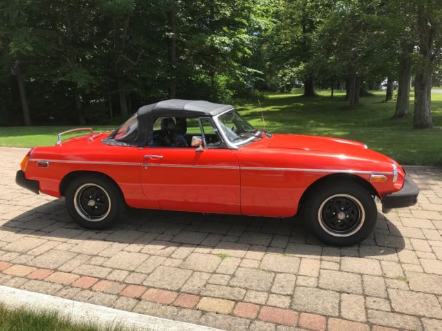 1980 Orange MG MGB Convertible