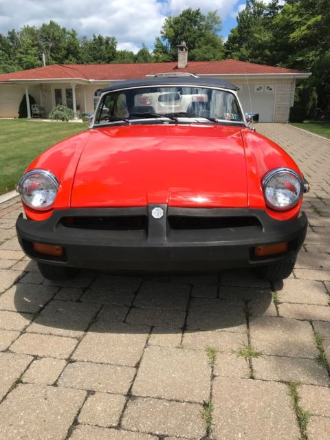 1980 Orange MG MGB Convertible