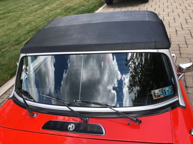 1980 Orange MG MGB Convertible