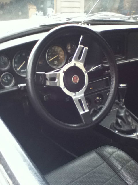 1980 White MG MGB Convertible