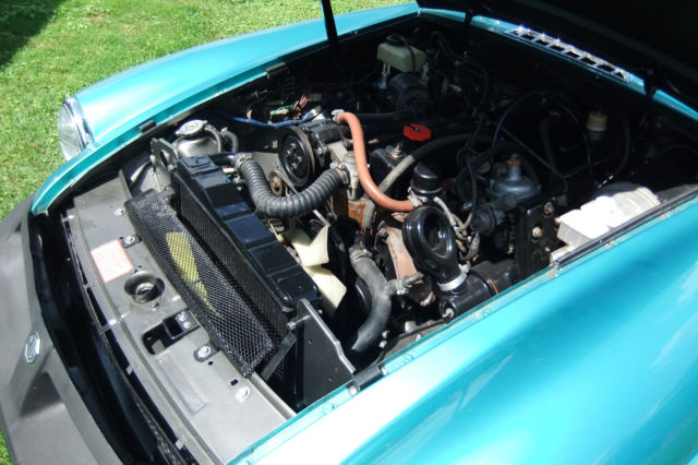 1980 Teal MG MGB CONVERTIBLE