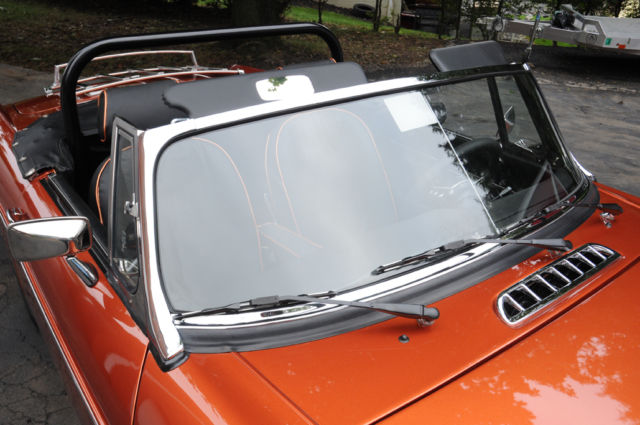 1980 Bronze Metalic MG MGB Convertible