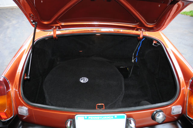 1980 Bronze Metalic MG MGB Convertible