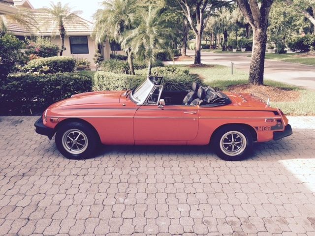1980 orange/red MG MGB