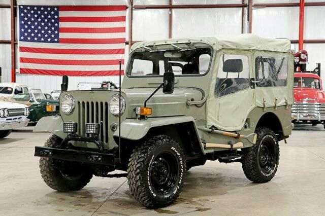 1980 Green Mitsubishi J54 Jeep SUV