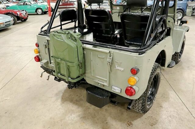 1980 Green Mitsubishi J54 Jeep SUV