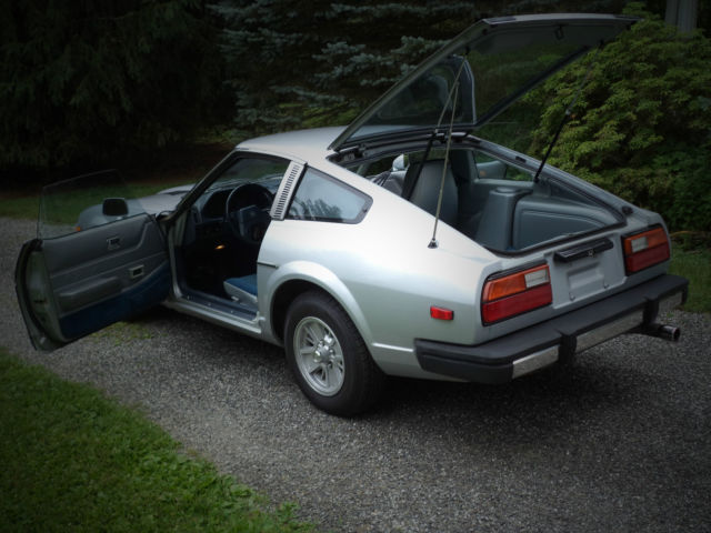 1980 Silver Nissan 280ZX Coupe