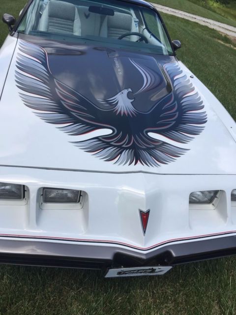1980 White Pontiac Trans Am