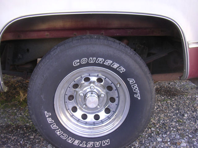 1980 MAROON Chevrolet C-10 Standard Cab Pickup