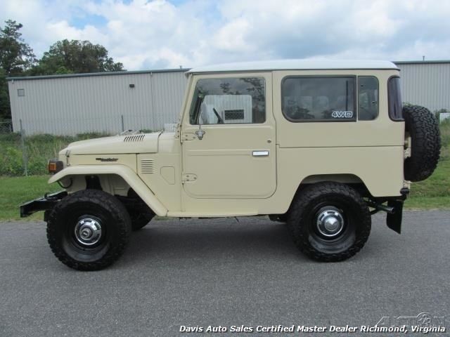 1980 White Toyota Land Cruiser