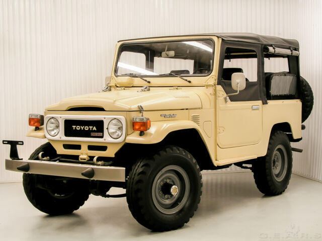 1980 Matte Cream Toyota Land Cruiser