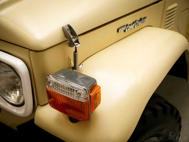 1980 Matte Cream Toyota Land Cruiser