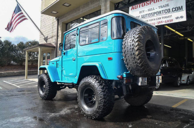 1980 Blue Toyota FJ Cruiser --