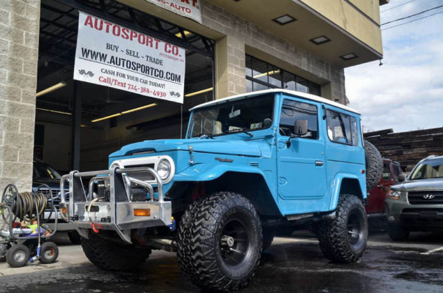 1980 Blue Toyota FJ Cruiser --