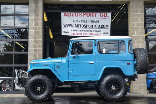 1980 Blue Toyota FJ Cruiser --