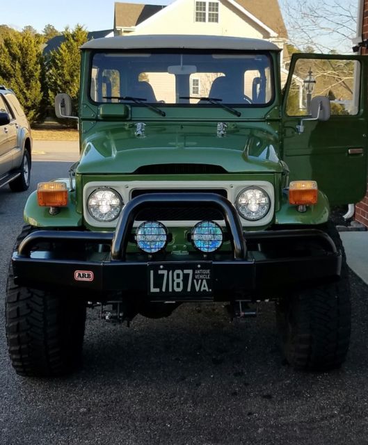 1980 Porsche Green Toyota Land Cruiser Standard FJ40