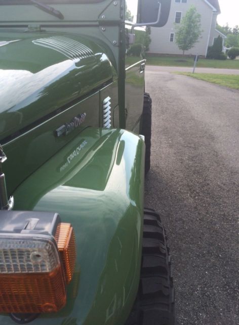 1980 Porsche Green Toyota Land Cruiser Standard FJ40