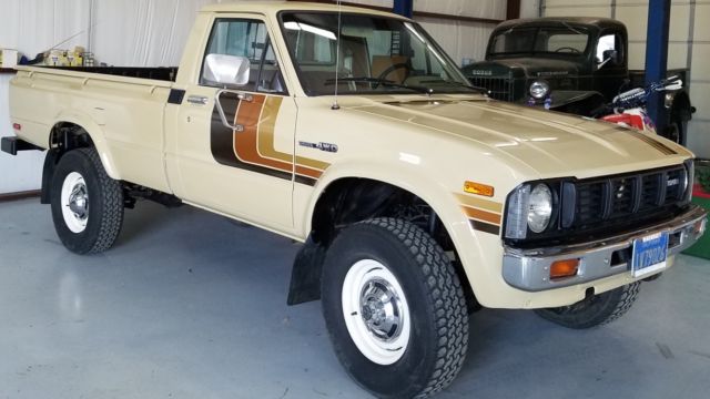 1980 Brown Toyota Other