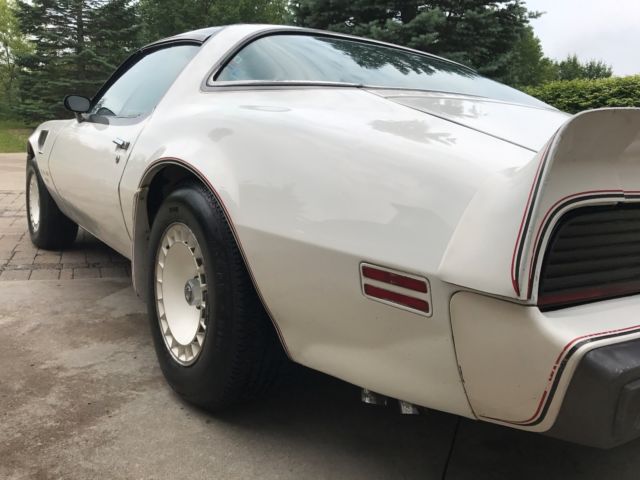 1980 White Pontiac Firebird Coupe