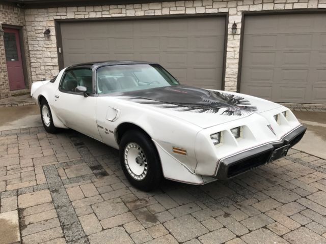 1980 White Pontiac Firebird Coupe