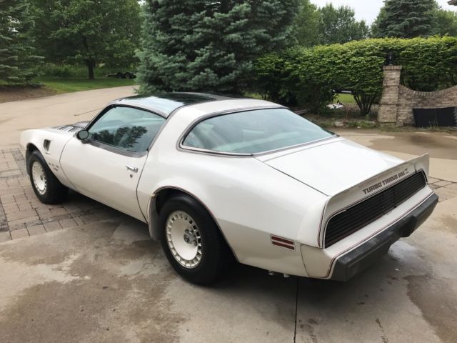 1980 White Pontiac Firebird Coupe