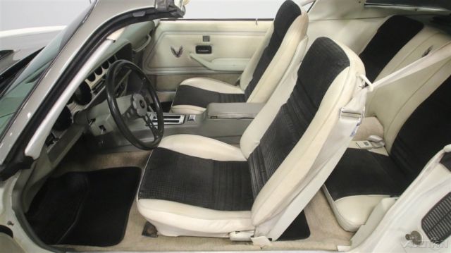 1980 White Pontiac Firebird