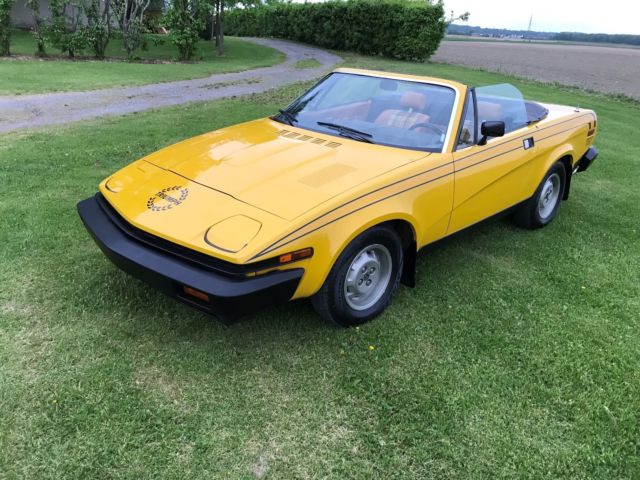 1980 FAB Color code Inca Yellow Triumph TR7 Convertible