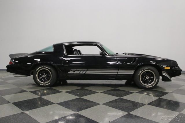 1980 Silver Chevrolet Camaro